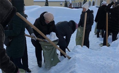 3041693_400 3041693_400