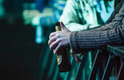 administrativnyj-shtraf-v-2015-godu-za-raspitie-spirtnyx-napitkov_400 administrativnyj-shtraf-v-2015-godu-za-raspitie-spirtnyx-napitkov_400